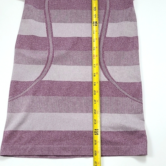 Lululemon Swiftly Tech Short Sleeve Purple Top Size 4 - Picture 9 of 10